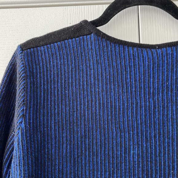 GUC Bench Cardigan - Picture 9 of 13